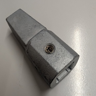 Adapter Innen Vierkant zirka Gr 25-10 auf aussen Gr 40 (65/80)